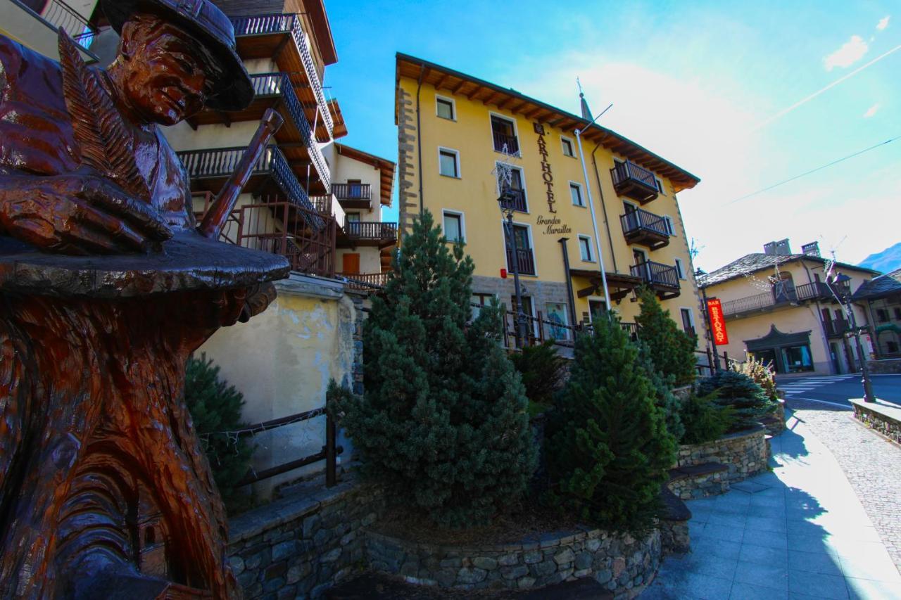 Art Hotel Grandes Murailles Valtournenche Extérieur photo